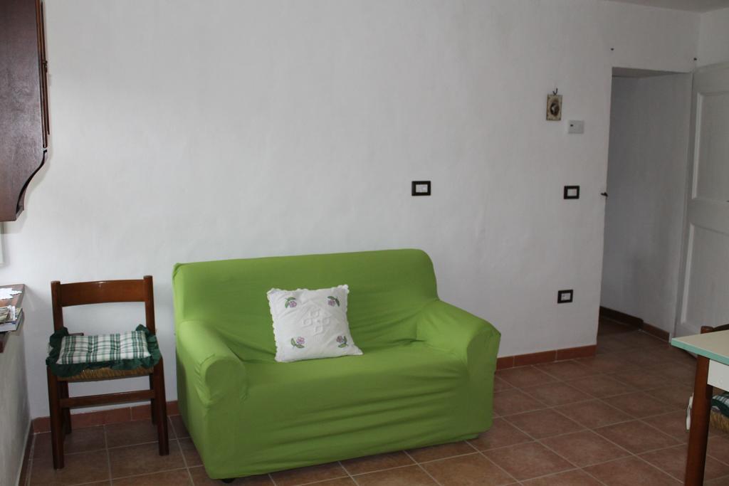 B&B Il Poggetto Serra SantʼAbbondio Szoba fotó